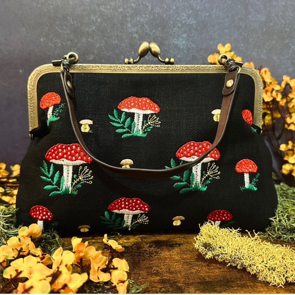 Forest Floor Kiss Lock Handbag